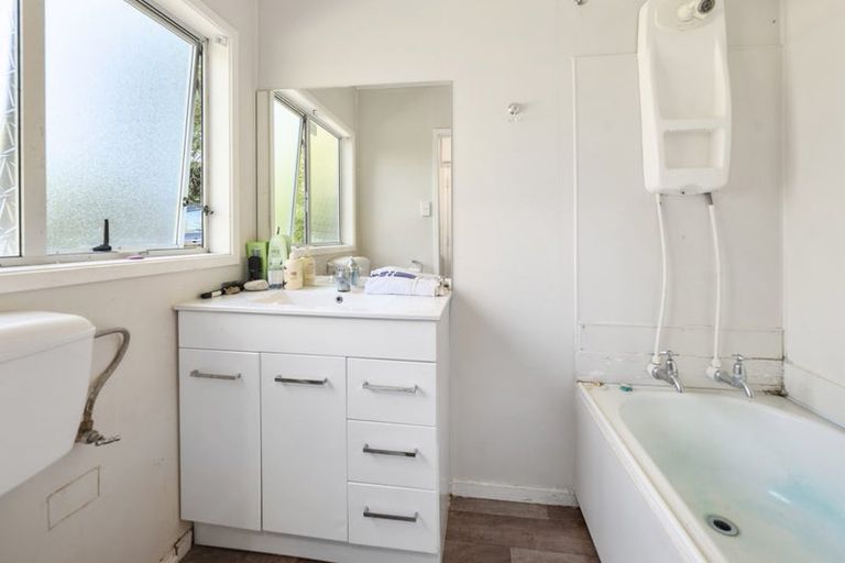 Photo of property in 30b Homedale Street, Pukehangi, Rotorua, 3015