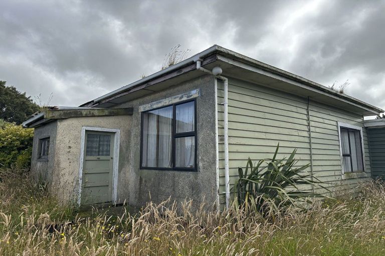 Photo of property in 864 Bluff Highway, Woodend, Invercargill, 9877