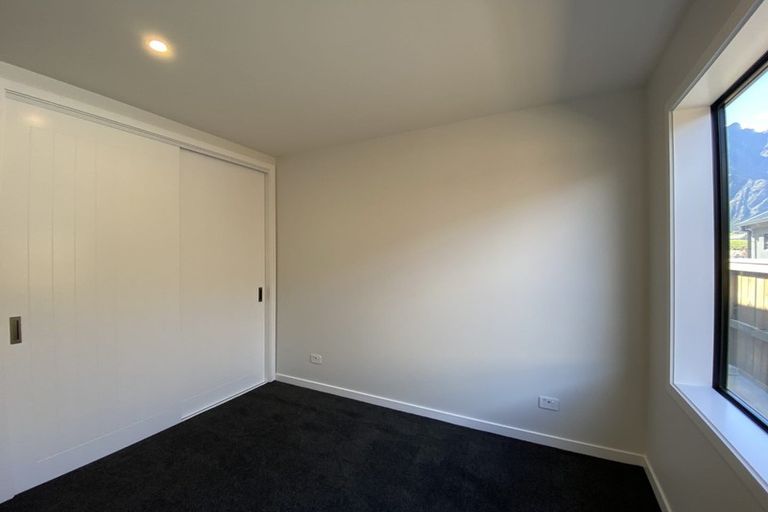 Photo of property in 72 Howden Drive, Jacks Point, 9371