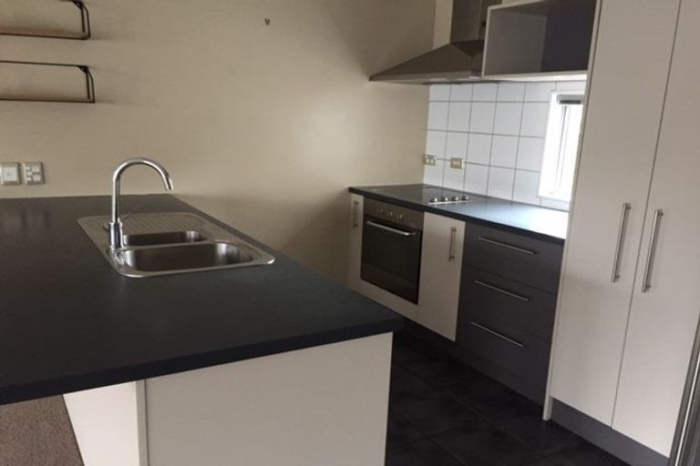 Photo of property in 14 Defoe Place, Waltham, Christchurch, 8023