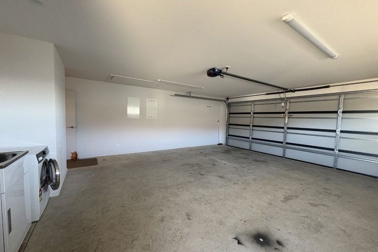 Photo of property in 6 Marvell Lane, Rolleston, 7614