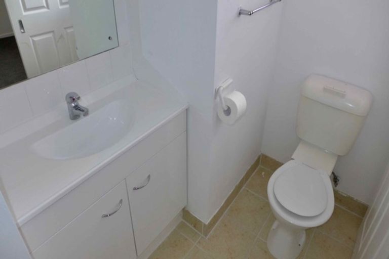 Photo of property in 17 Margarita Rise, Pukekohe, 2120