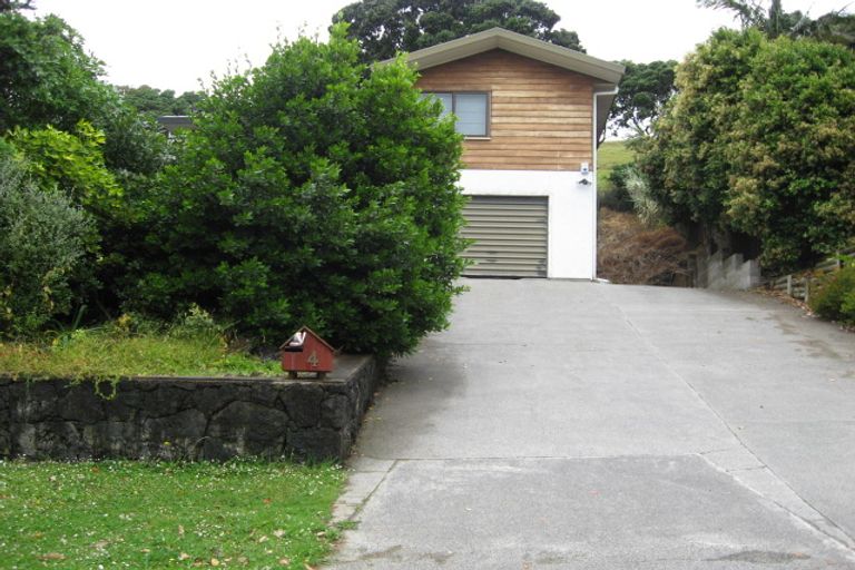 Photo of property in 4 Kanohi Terrace, Mangere Bridge, Auckland, 2022