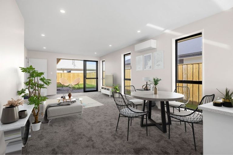 Photo of property in 28 Te Pakiaka Road, Pegasus, 7612