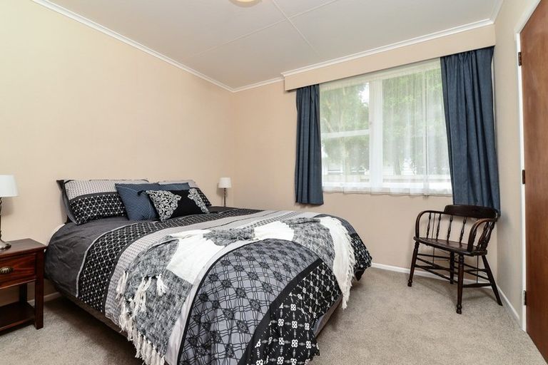 Photo of property in 97 Collins Road, Melville, Hamilton, 3206