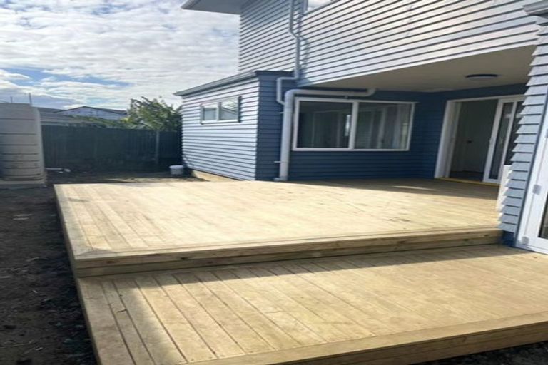 Photo of property in 52c Convair Crescent, Mangere, Auckland, 2022