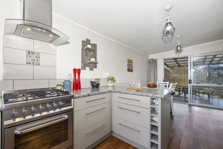 Photo of property in 27 Bidois Road, Fairy Springs, Rotorua, 3015