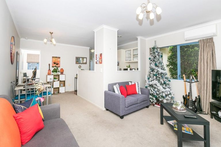 Photo of property in 2/120 Macfarlane Street, Hamilton East, Hamilton, 3216