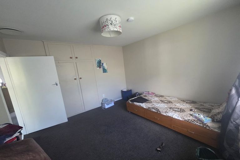 Photo of property in 2/61 Aorangi Road, Bryndwr, Christchurch, 8053