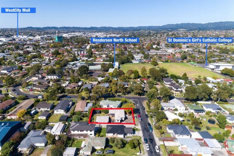 Photo of property in 60 Fairdene Avenue, Henderson, Auckland, 0610