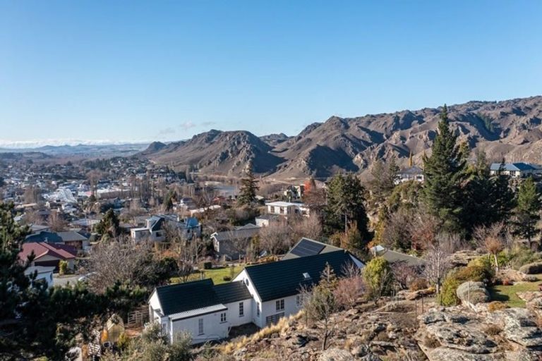 Photo of property in 15 Bodkin Road, Bridge Hill, Alexandra, 9320