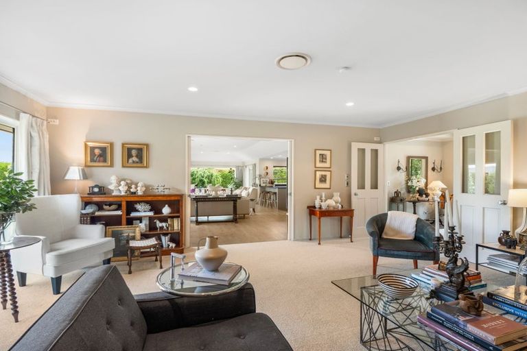 Photo of property in 20 Teviotview Place, Amberley, 7410