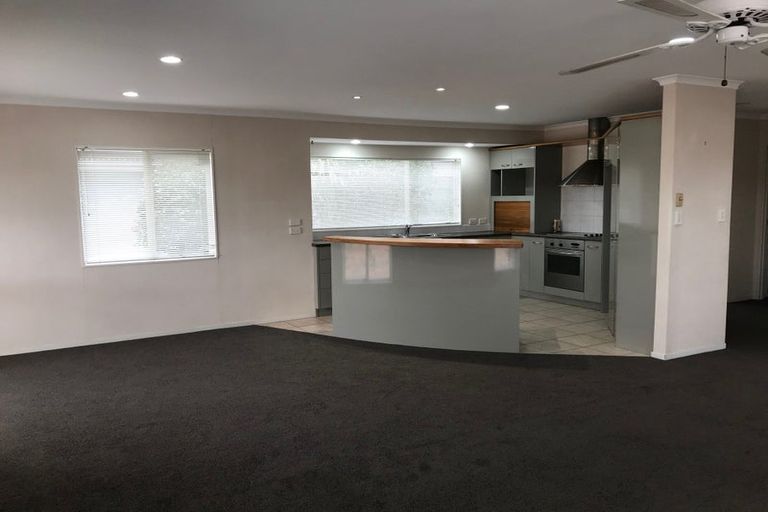 Photo of property in 1/58 Rodney Street, Howick, Auckland, 2014