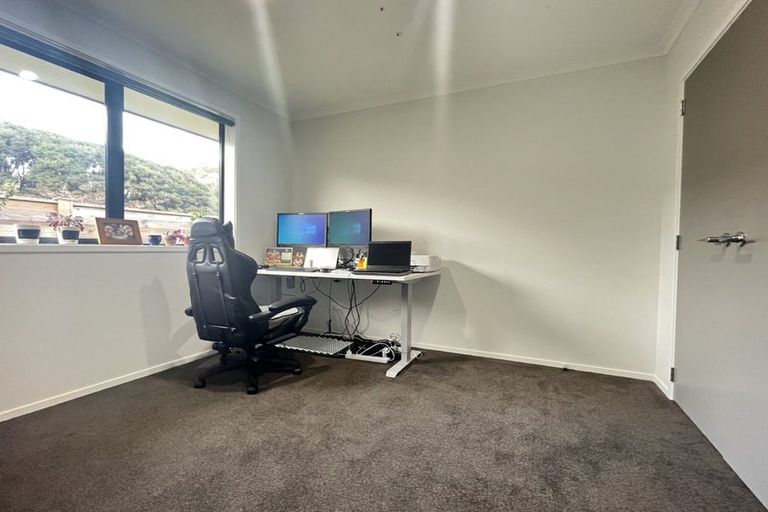 Photo of property in 12 Tide Lane, Whitby, Porirua, 5024