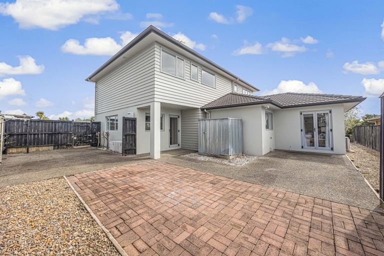 Photo of property in 8 Baverstock Road, Flat Bush, Auckland, 2016