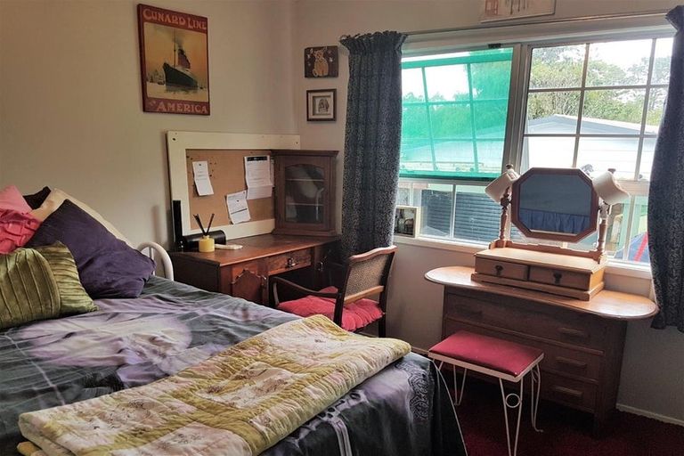 Photo of property in 49 Marsden Point Road, Ruakaka, 0116