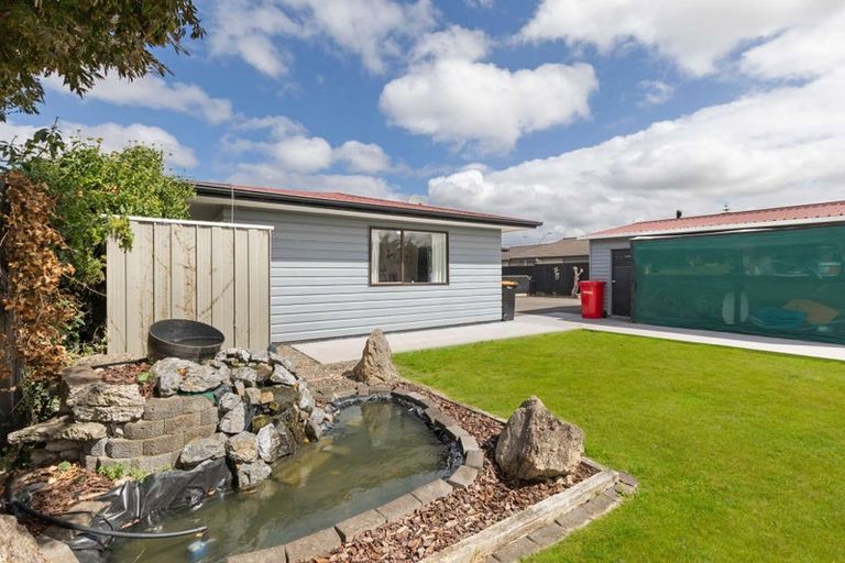 Photo of property in 30 John F Kennedy Drive, Milson, Palmerston North, 4414
