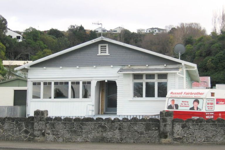 Photo of property in 203 Carlyle Street, Napier South, Napier, 4110
