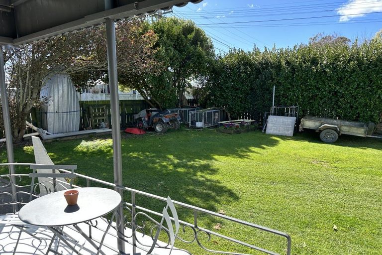 Photo of property in 12 Douglas Street, Hawera, 4610