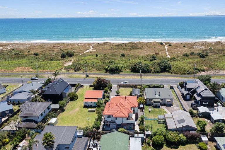Photo of property in 630 Papamoa Beach Road, Papamoa Beach, Papamoa, 3118