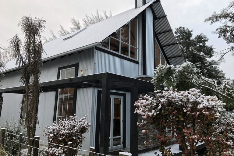 Photo of property in 31 Goldfinch Street, Ohakune, 4625