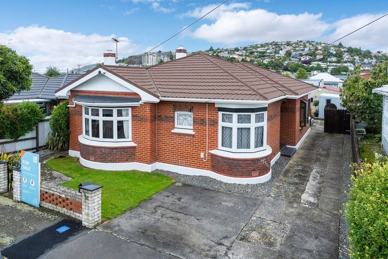 Photo of property in 24 Loyalty Street, Forbury, Dunedin, 9012