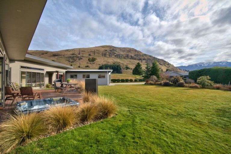 Photo of property in 9 Cockerell Lane, Lower Shotover, Queenstown, 9371