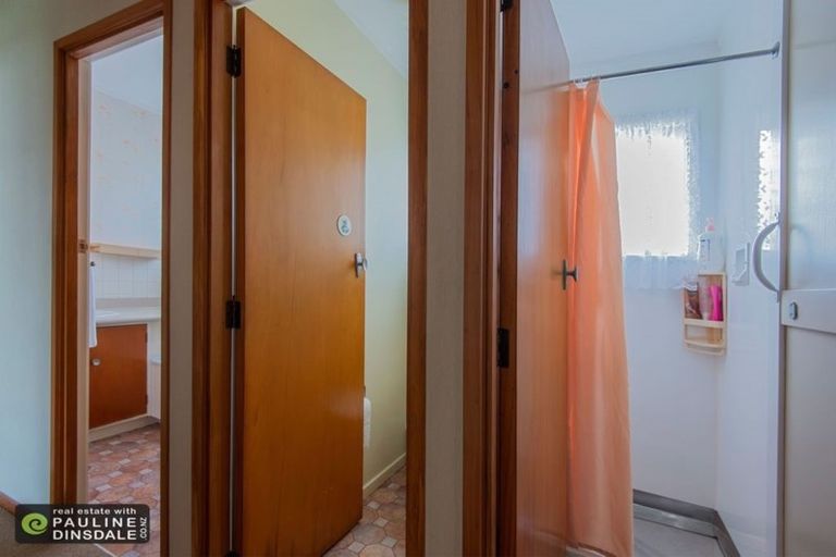 Photo of property in 2/92 Mill Road, Kensington, Whangarei, 0112