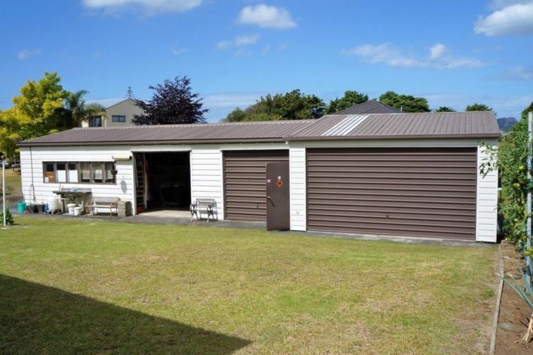 Photo of property in 30 Manaia View Road, One Tree Point, 0118