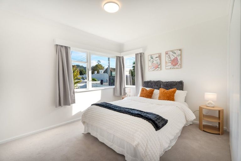 Photo of property in 1/954 High Street, Avalon, Lower Hutt, 5011
