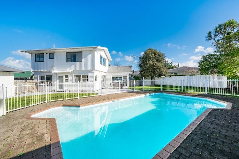Photo of property in 3 Dennis Grove, Paraparaumu Beach, Paraparaumu, 5032