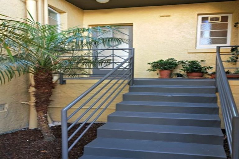 Photo of property in 2/101 College Hill, Freemans Bay, Auckland, 1011