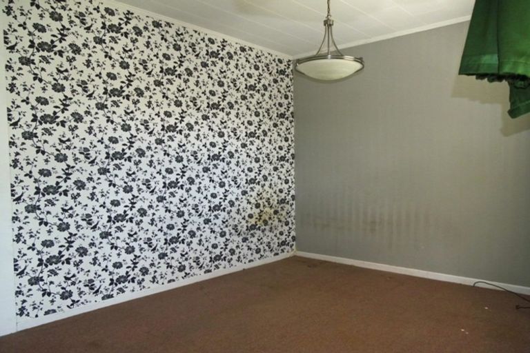 Photo of property in 17 Corbett Street, Paeroa, 3600