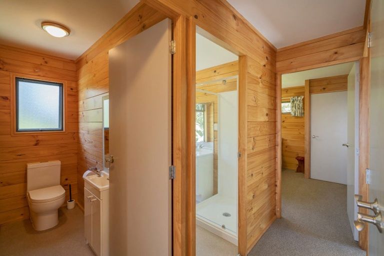 Photo of property in 595 Boat Harbour Road, Whenuakite, Whitianga, 3591