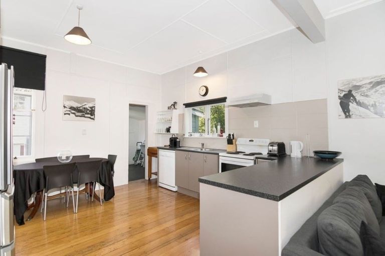 Photo of property in 1/27 Renwick Place, Nelson South, Nelson, 7010