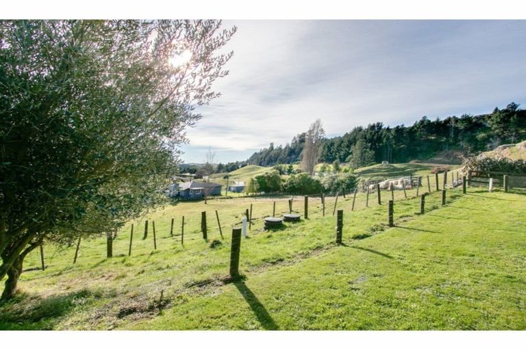 Photo of property in 824 Maraetotara Road, Maraetotara, Havelock North, 4294