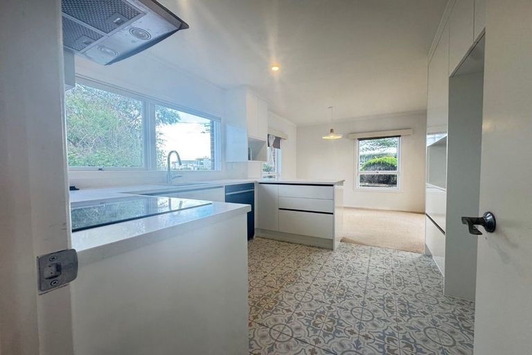 Photo of property in 3/2 Prospect Terrace, Milford, Auckland, 0620