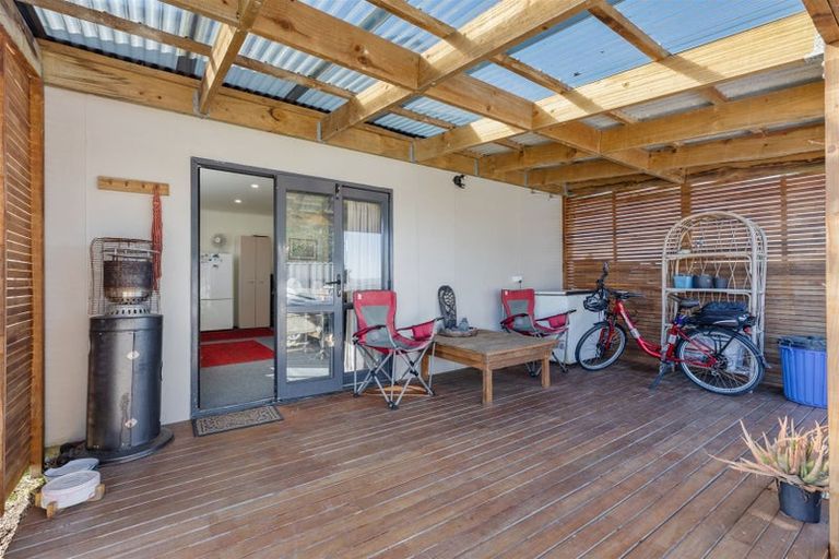 Photo of property in 18 Whenuariri Place, Maketu, Te Puke, 3189