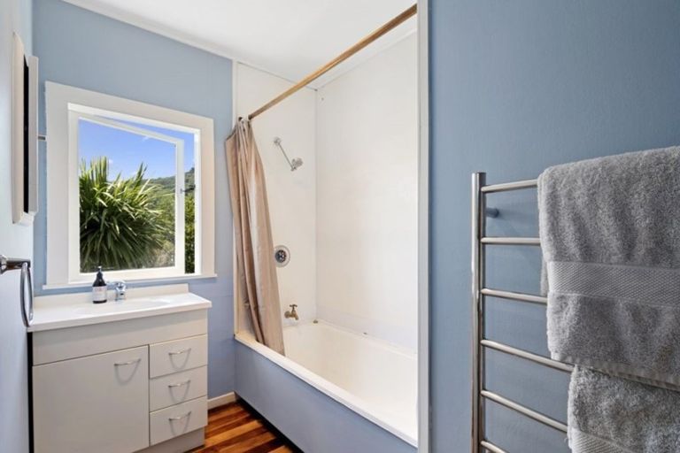 Photo of property in 235 Saint Vincent Street, Toi Toi, Nelson, 7010