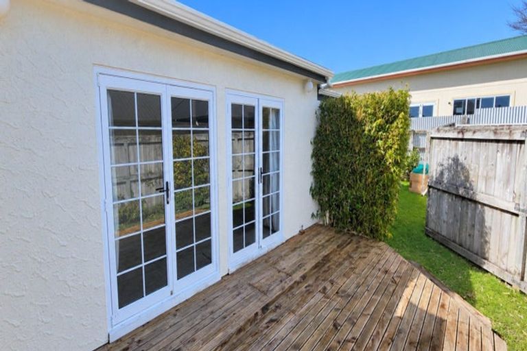 Photo of property in 158 Mangorei Road, Merrilands, New Plymouth, 4312
