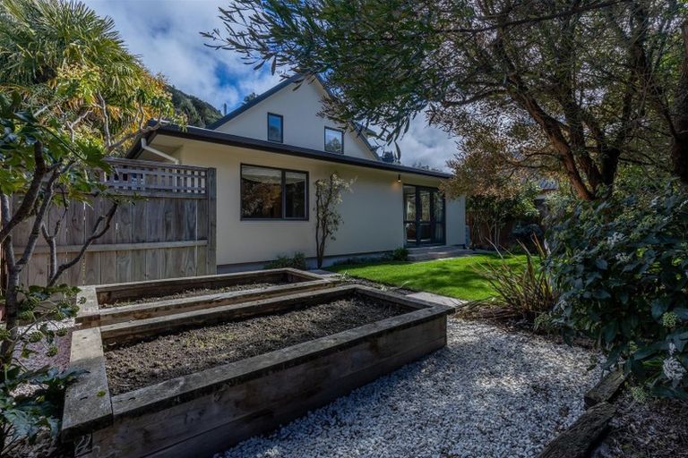 Photo of property in 72a Bowenvale Avenue, Cashmere, Christchurch, 8022