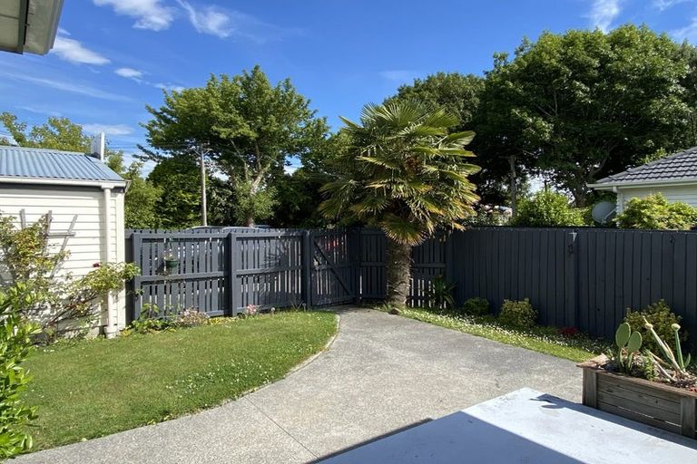 Photo of property in 1/6 Oakhurst Place, Russley, Christchurch, 8042