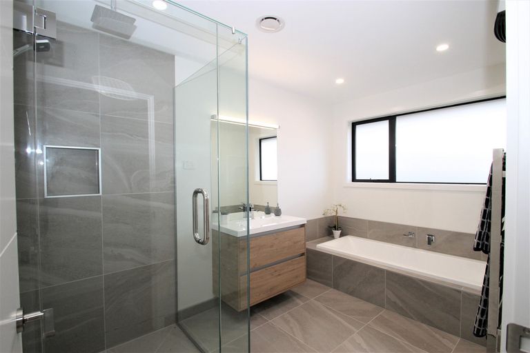 Photo of property in 91 Wingatui Road, Mosgiel, 9024