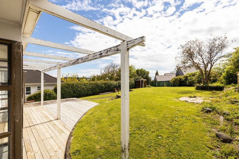 Photo of property in 56 Wallath Road, Westown, New Plymouth, 4310