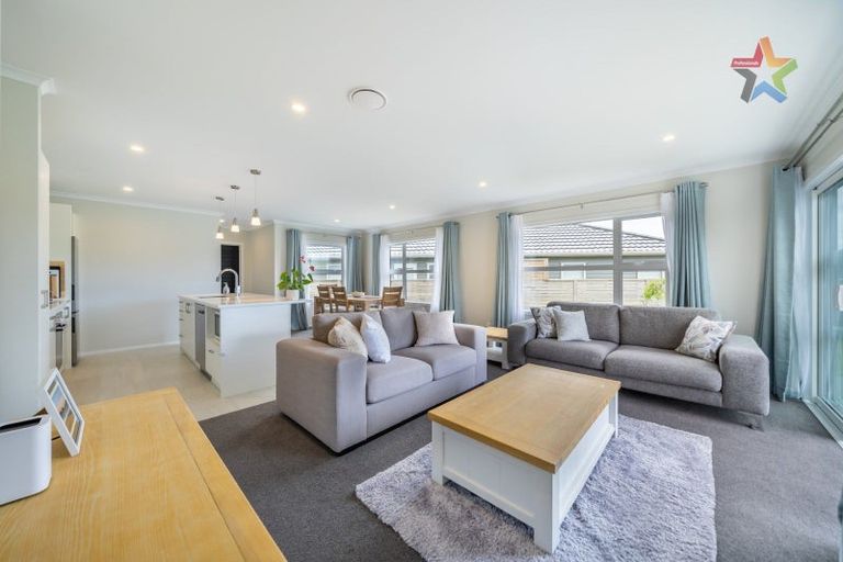 Photo of property in 169 Waipounamu Drive, Kelson, Lower Hutt, 5010