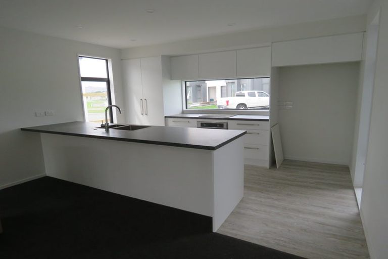 Photo of property in 107 Manakura Street, Russley, Christchurch, 8042