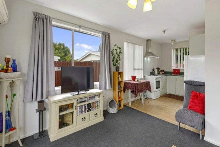 Photo of property in 2/369 Armagh Street, Linwood, Christchurch, 8011