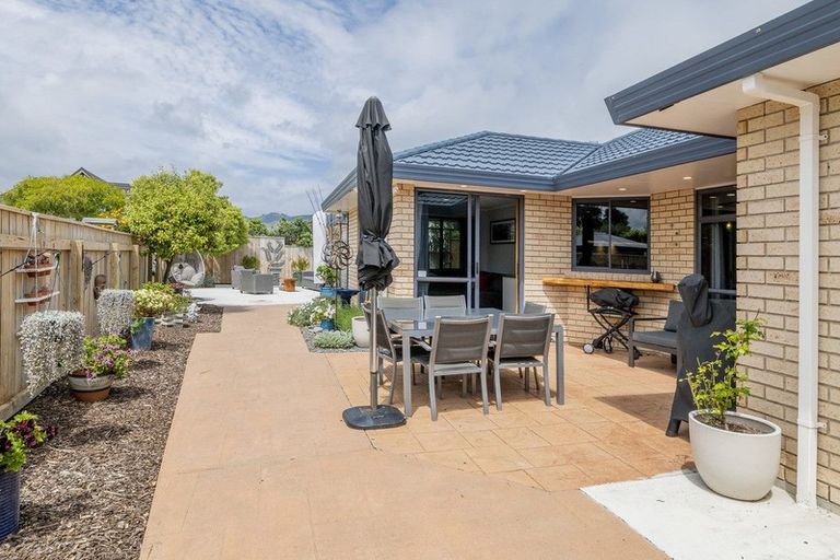 Photo of property in 26 Hadleigh Court, Paraparaumu, 5032