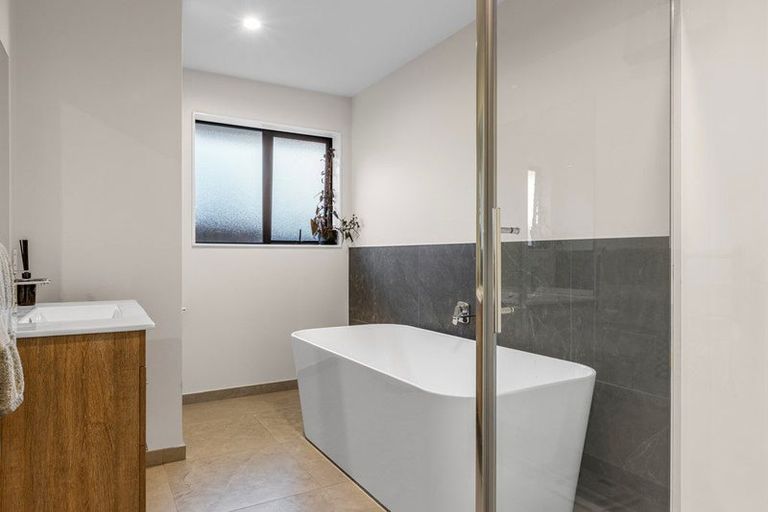 Photo of property in 4 Selfe Crescent, Burwood, Christchurch, 8083