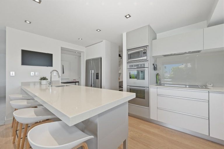 Photo of property in 1-3/31 Kulim Avenue, Otumoetai, Tauranga, 3110